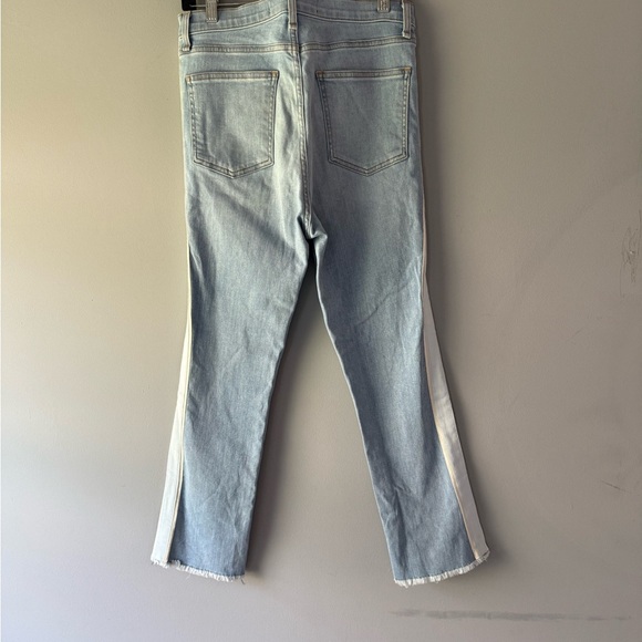 Veronica Beard Tuxedo Stripe 11" Carly Kick Flare Jeans (size 28) - Picture 4 of 8